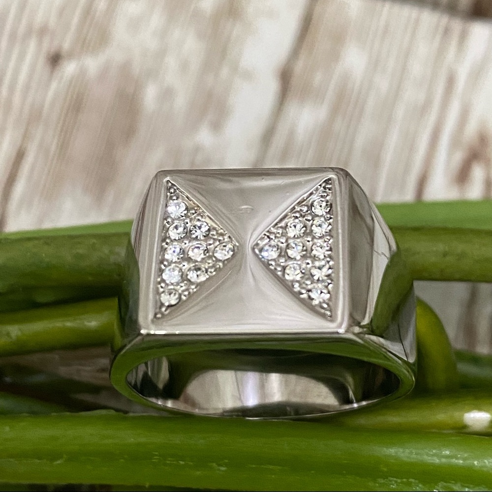 Polished Silver-tone Clear CZ Unisex Ring Size 13